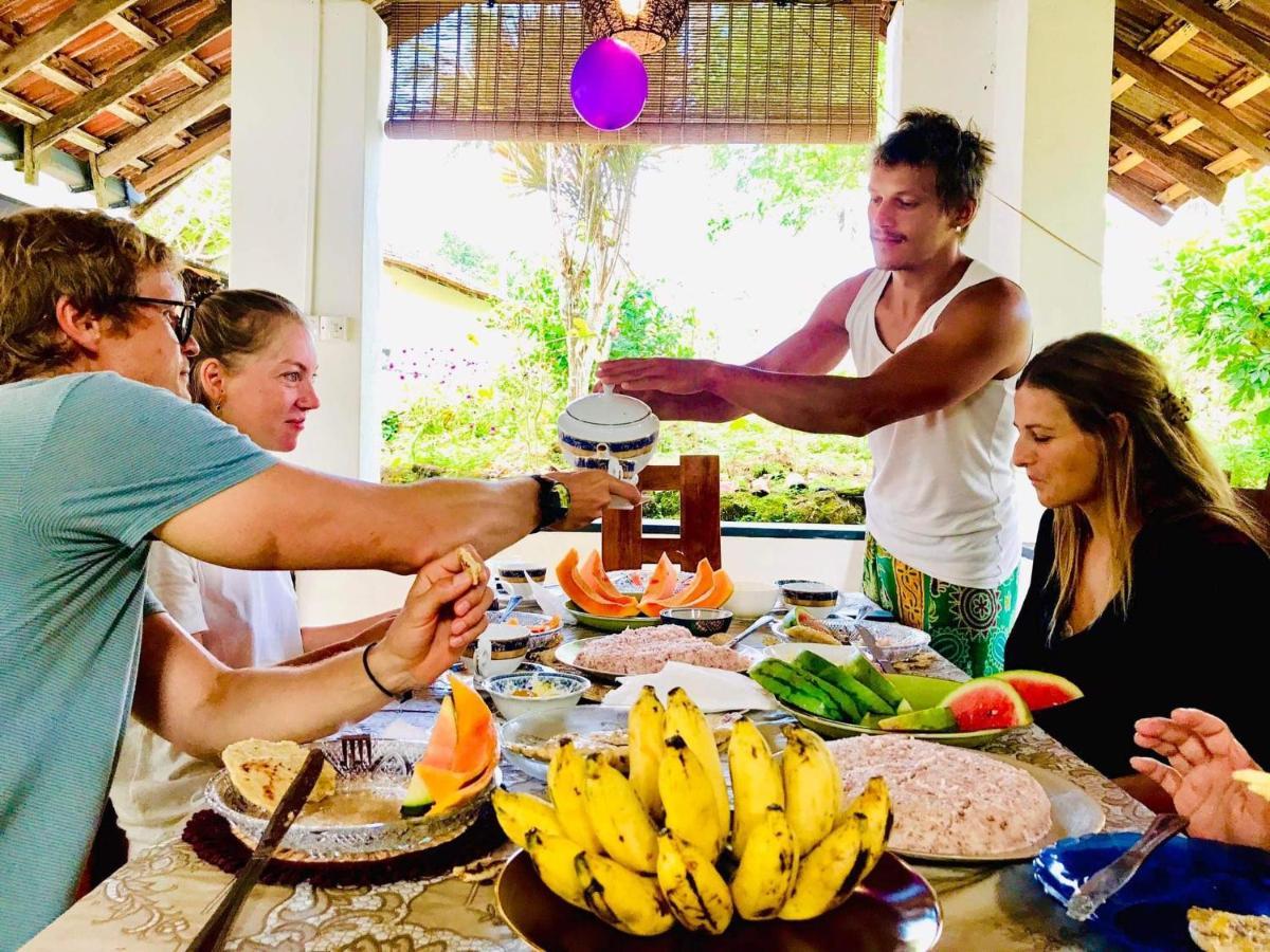 Freedom192 Hotel Weligama Bagian luar foto