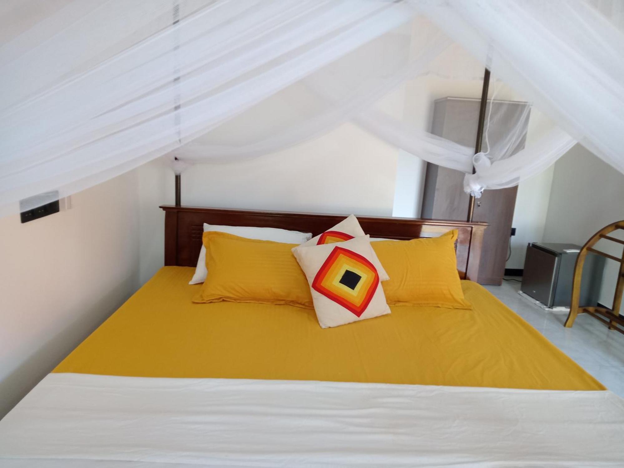 Freedom192 Hotel Weligama Bagian luar foto